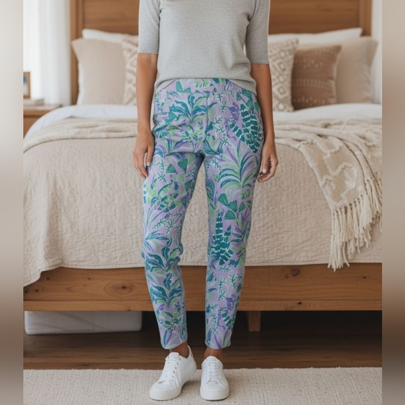 Lilly Pulitzer - NWT, Purple Iris Print Leggings, UPF 50+ Wicking,... - Picture 1 of 10